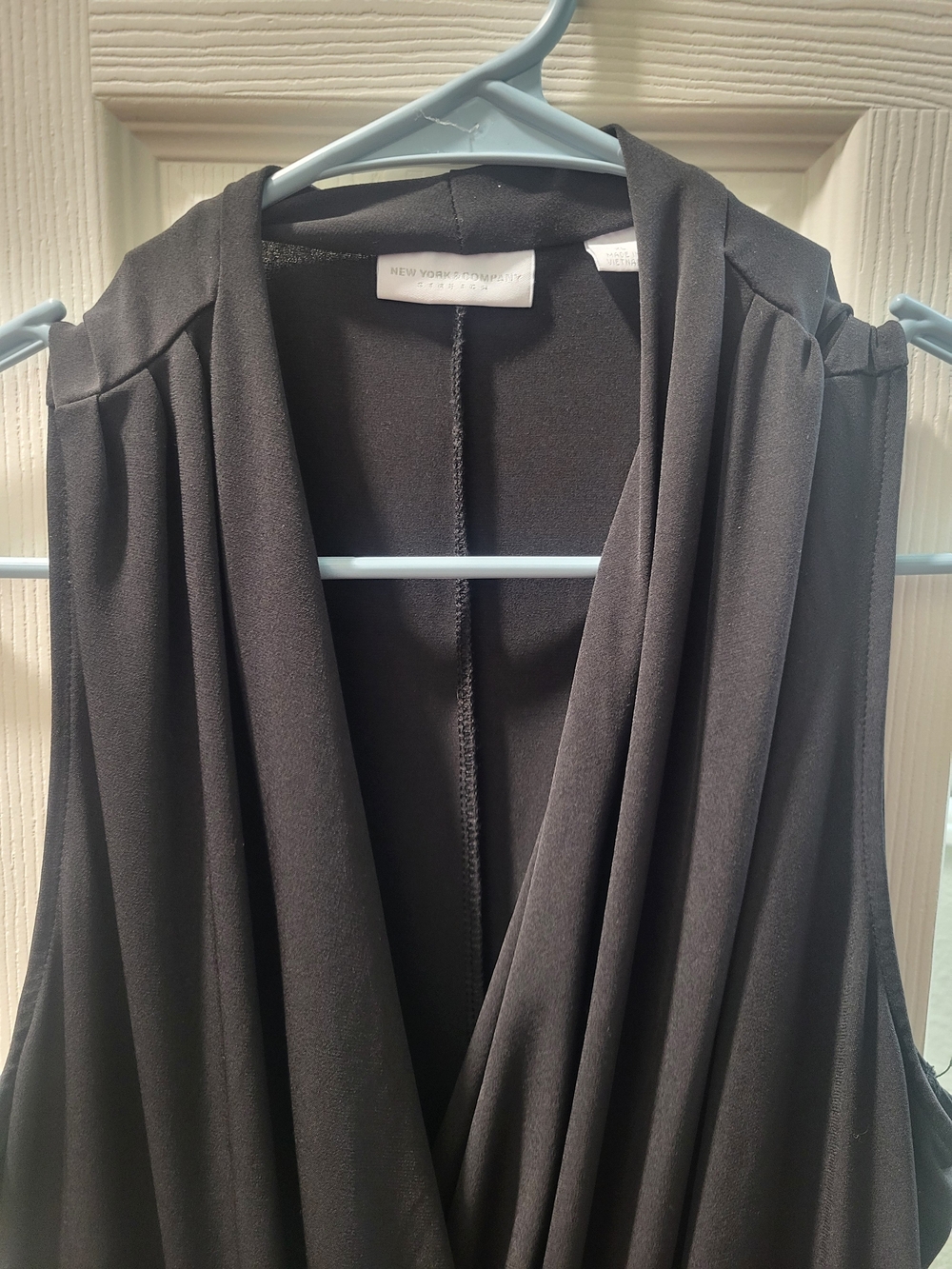 New York & Company Black Draped V-Neck Sleeveless Blouse